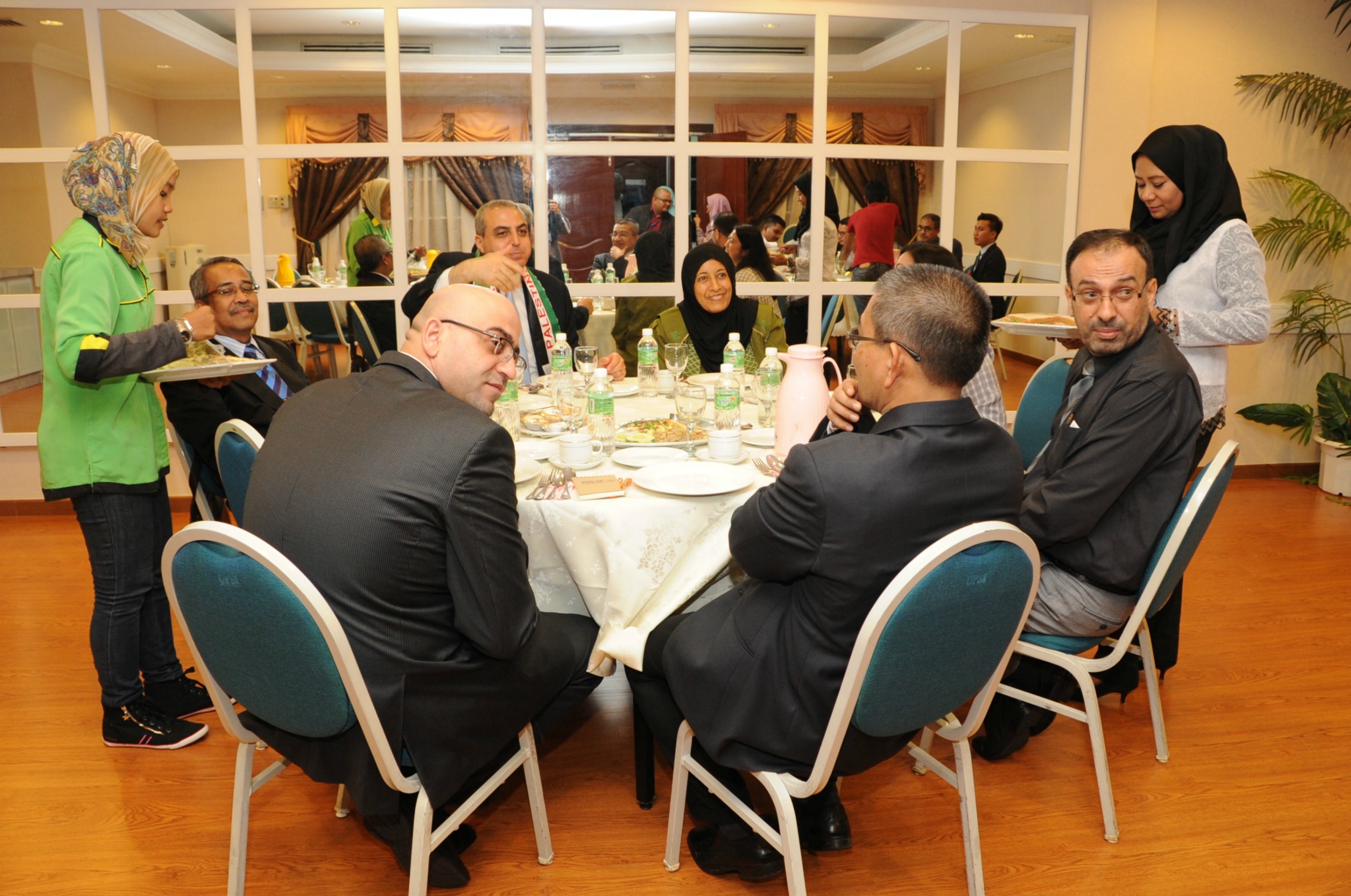 PRO 16 3 PALESTINEHAS 7717